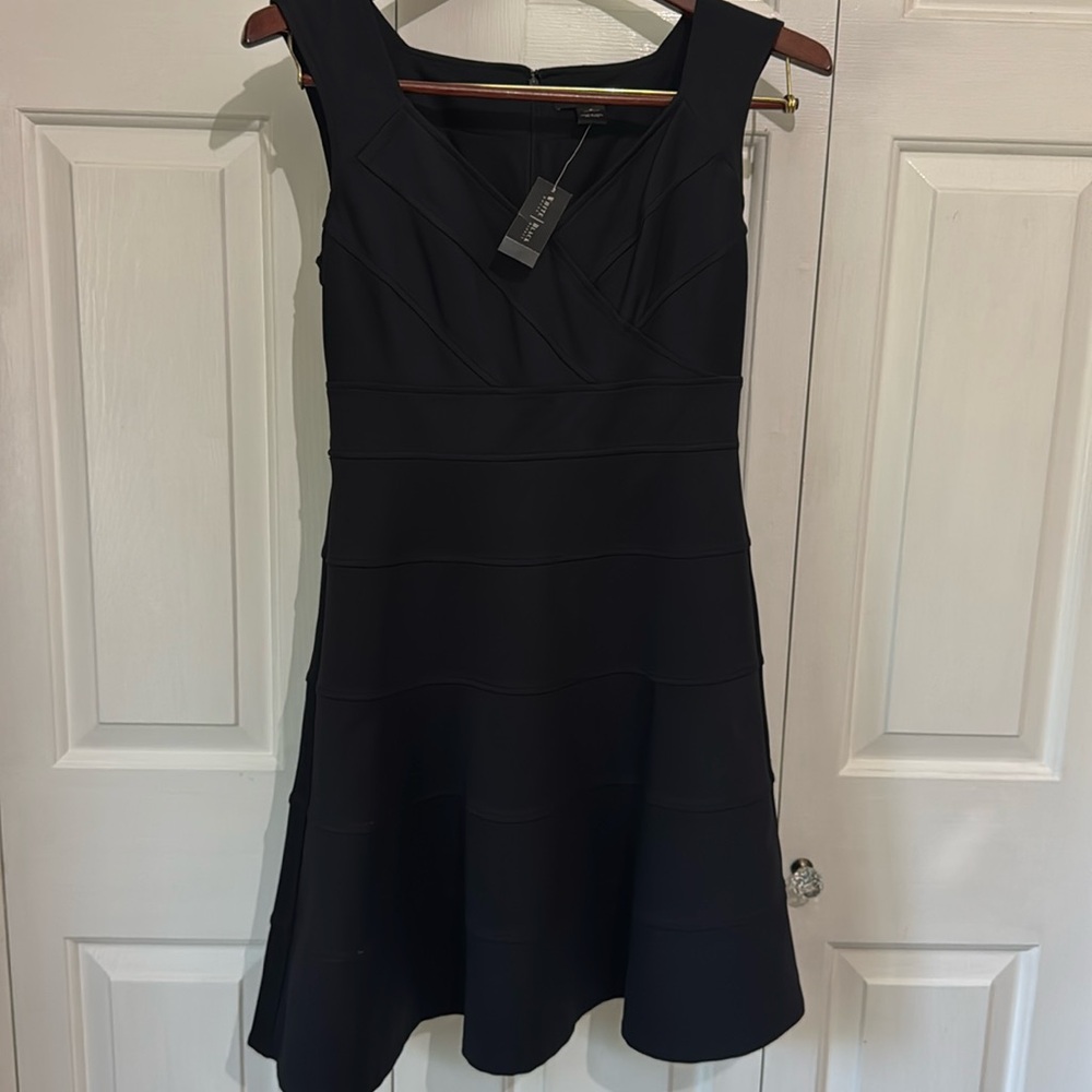 White House Black Market NWT Black Fit and Flare Mini Dress SIZE 6